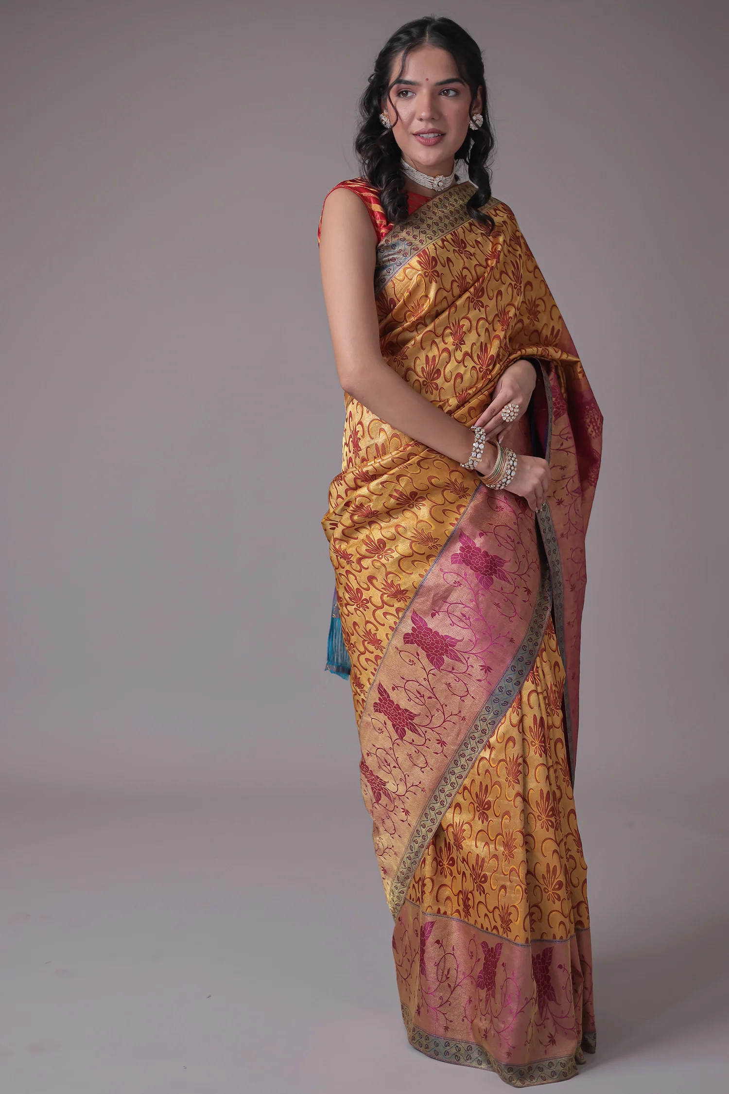 Hand Woven Pure Handloom Saree - Image 3
