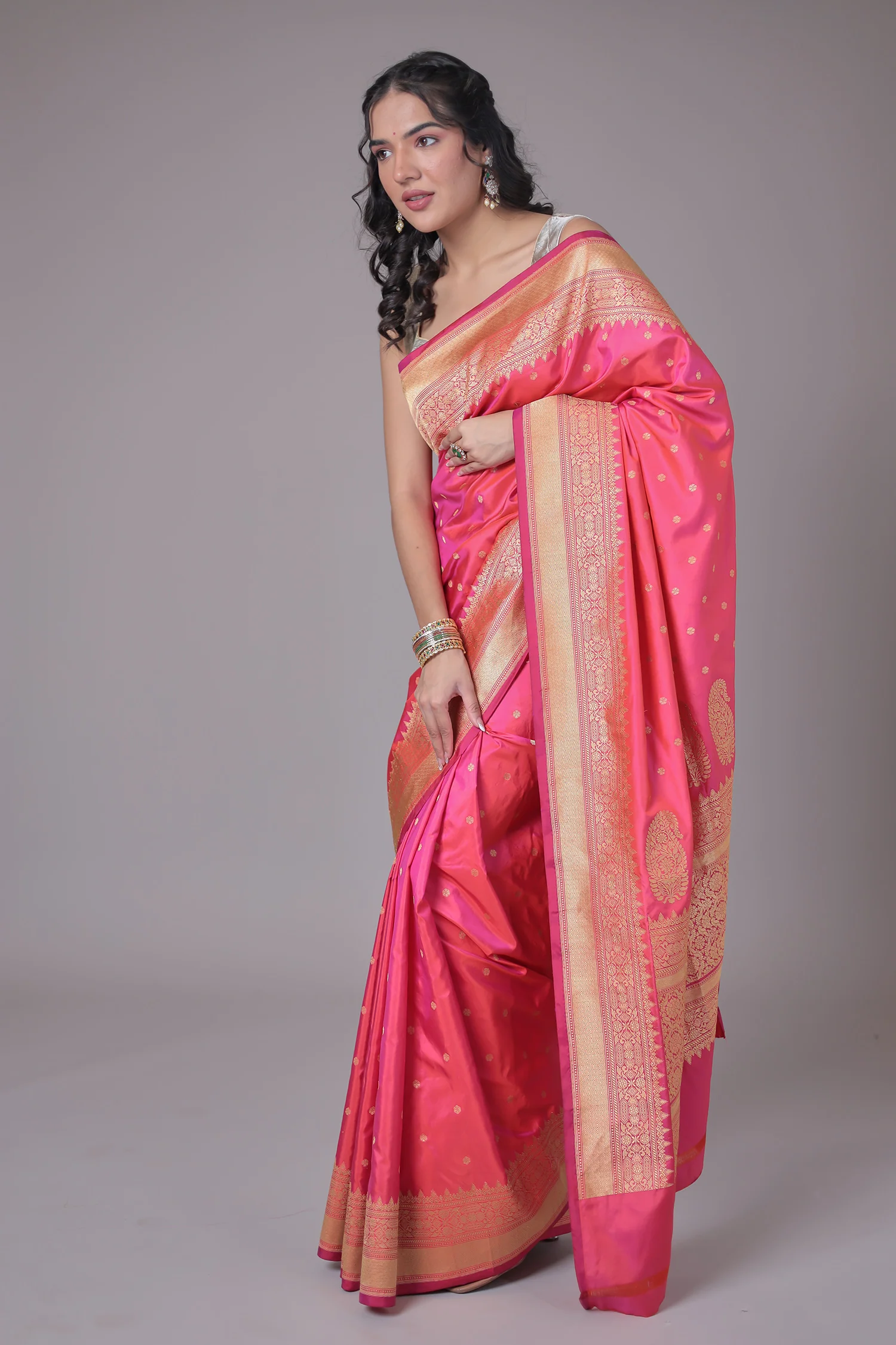 Hand Woven Pure Handloom Saree - Image 5