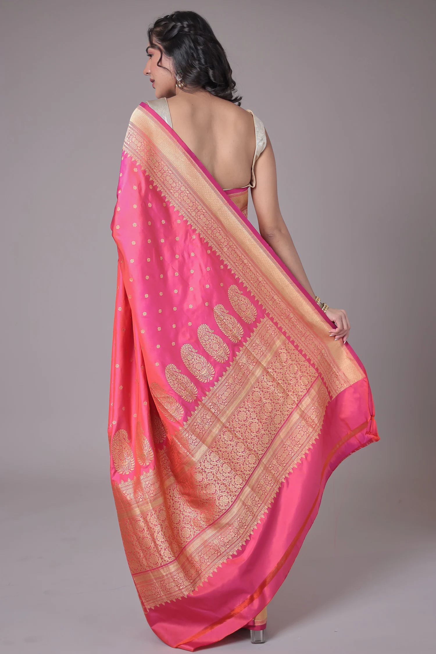 Hand Woven Pure Handloom Saree - Image 6