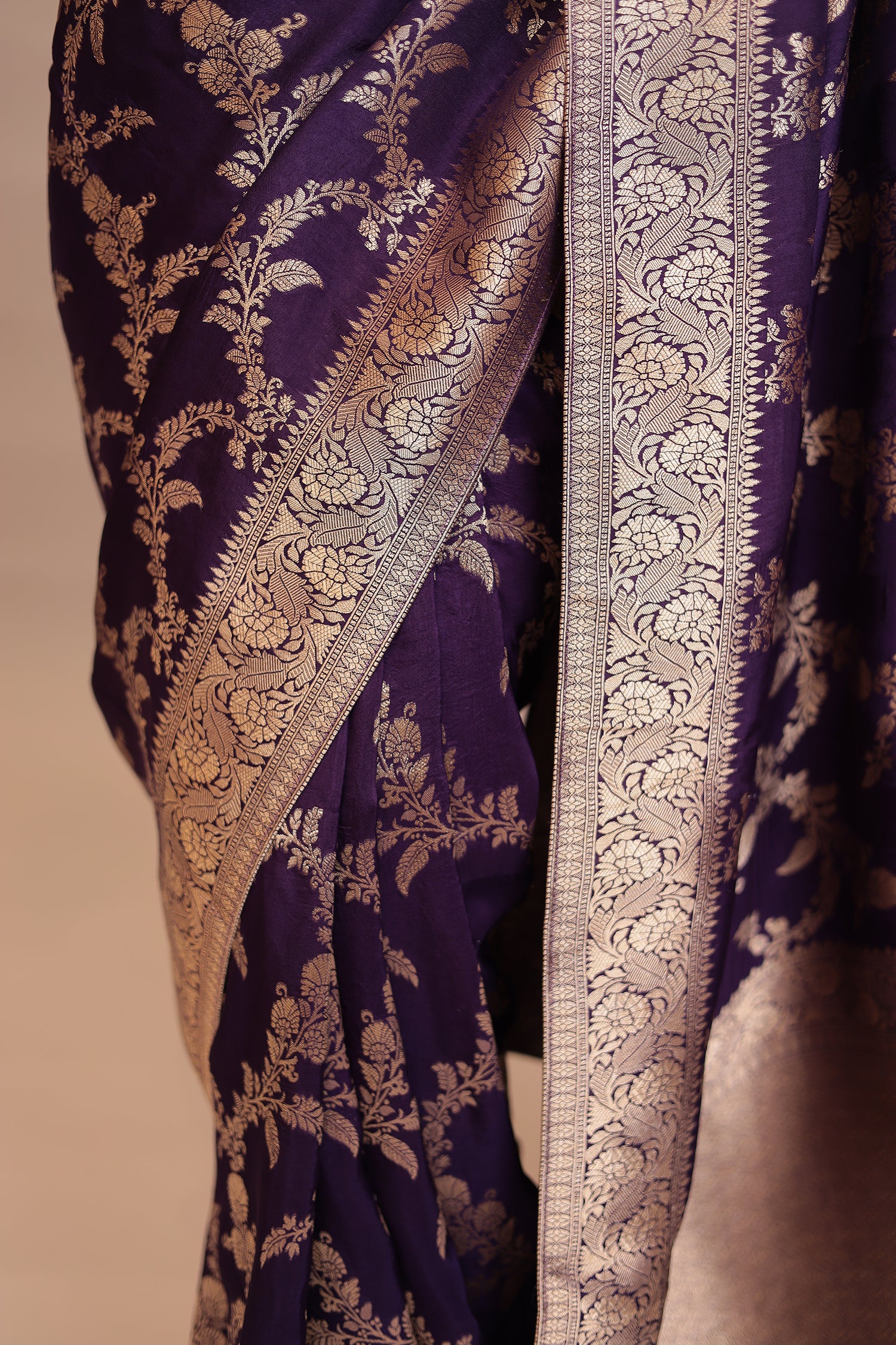 Banarasi silk Saree - Image 25