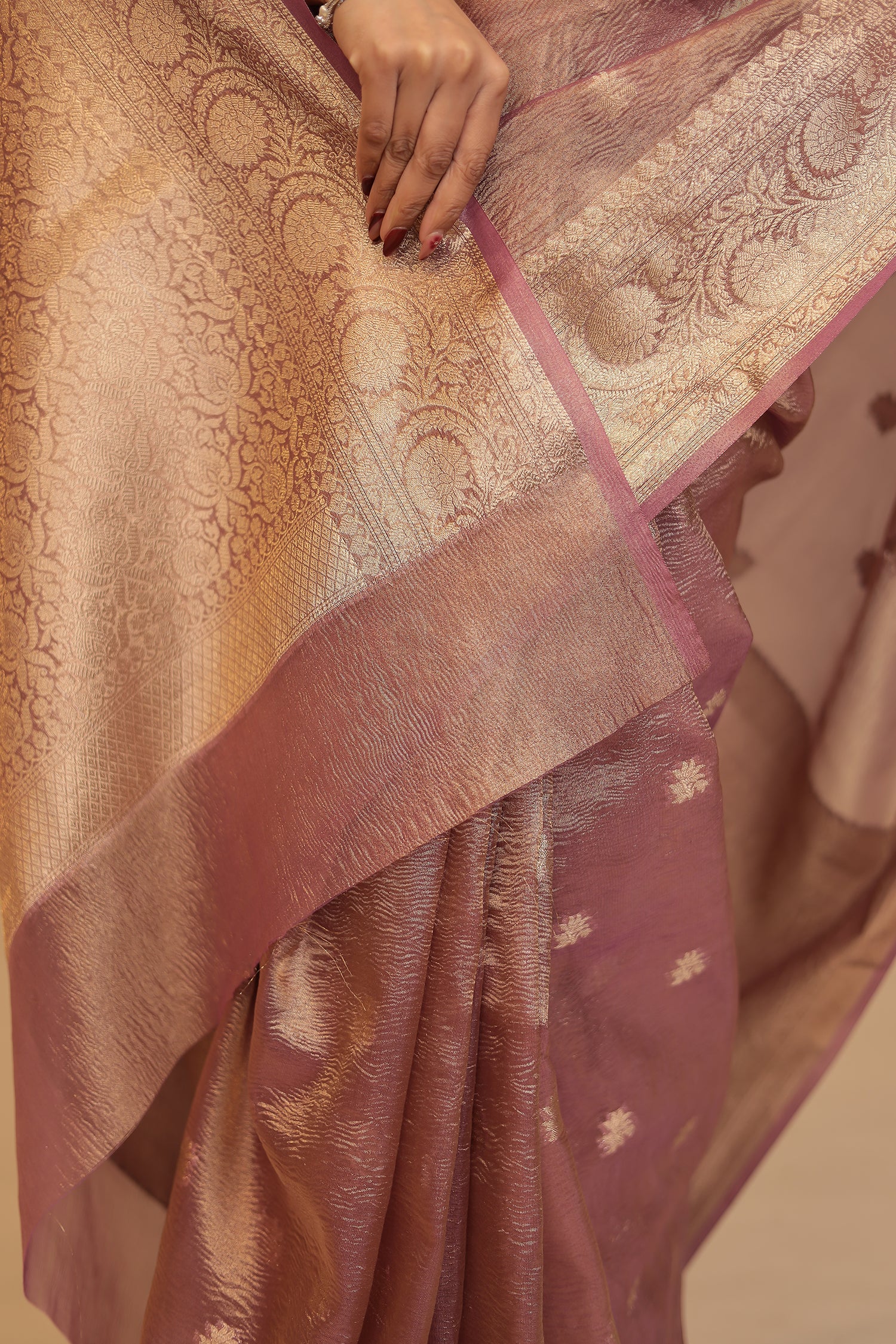 Banarasi Tissue Saree - Image 4