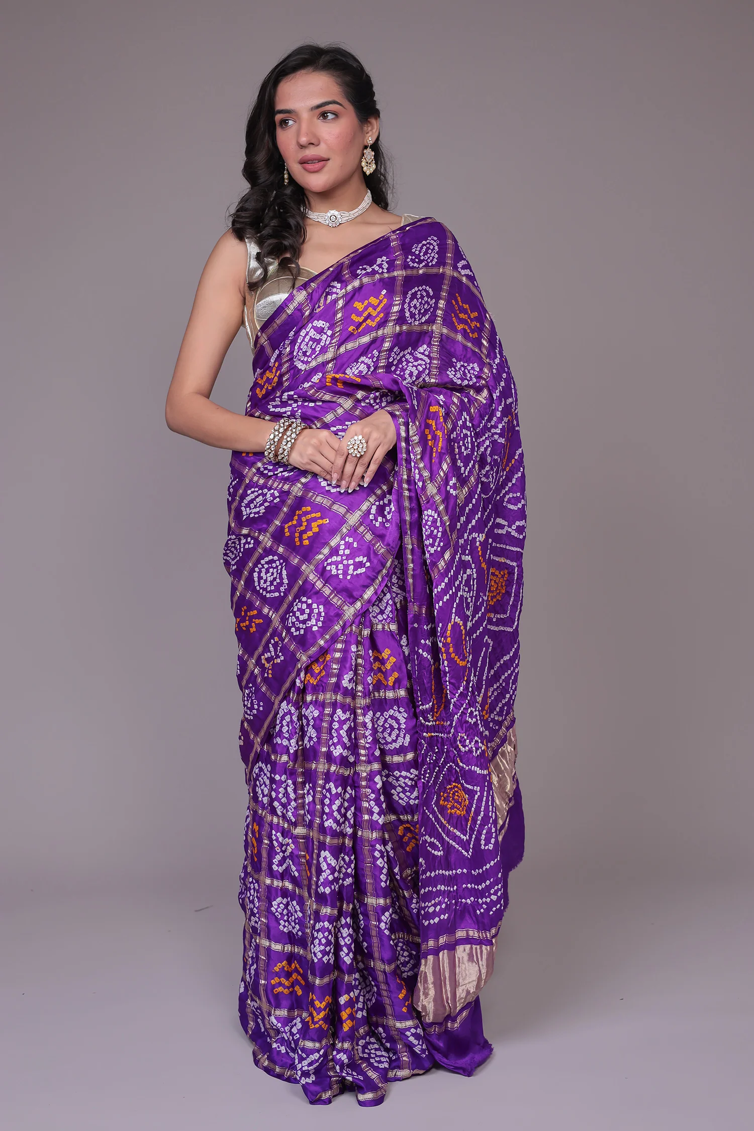 Bandhej Ghatchola Silk Saree with Zari work - Image 6