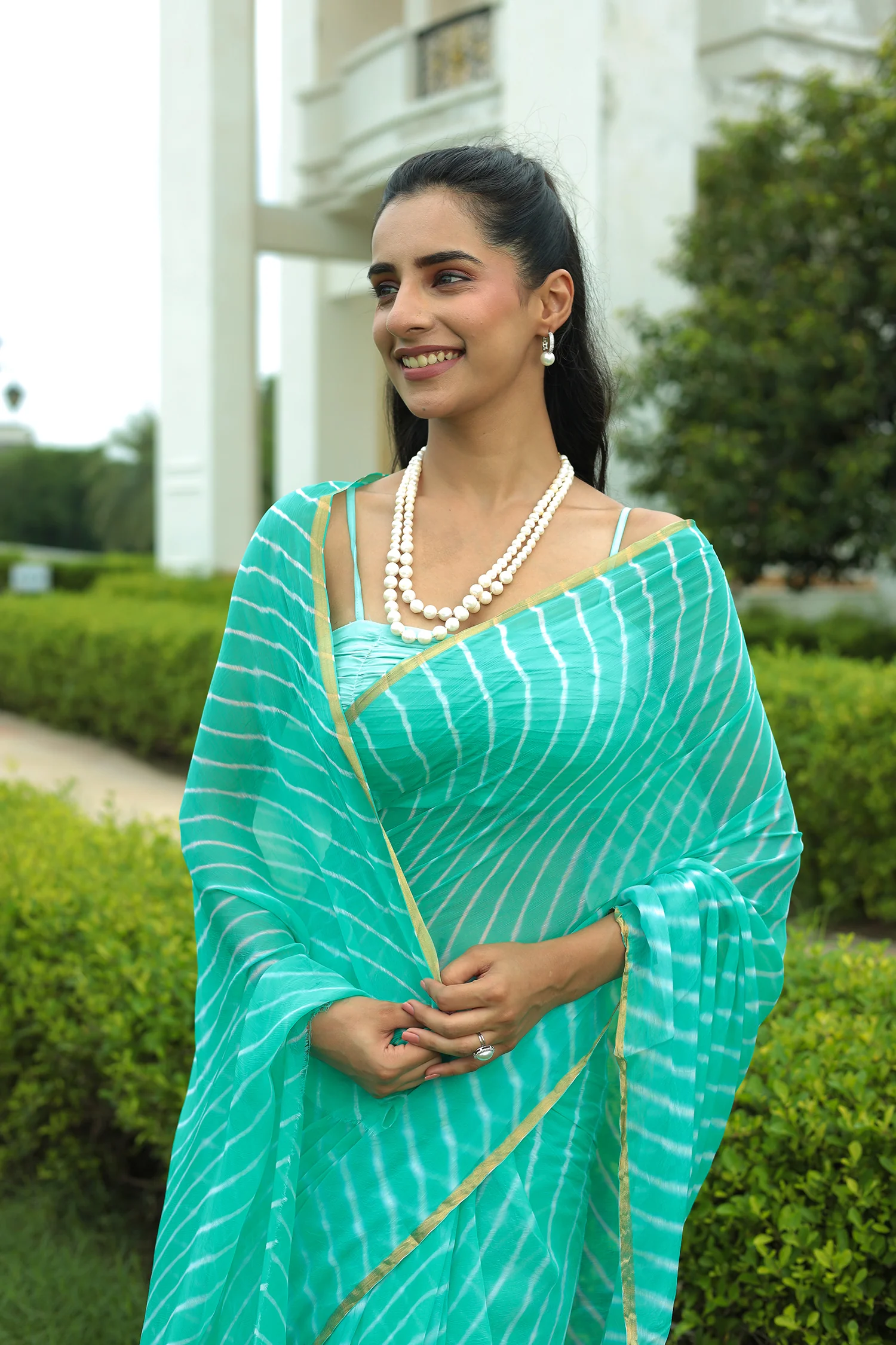 Leheriya Chiffon Saree with Zari border - Image 16
