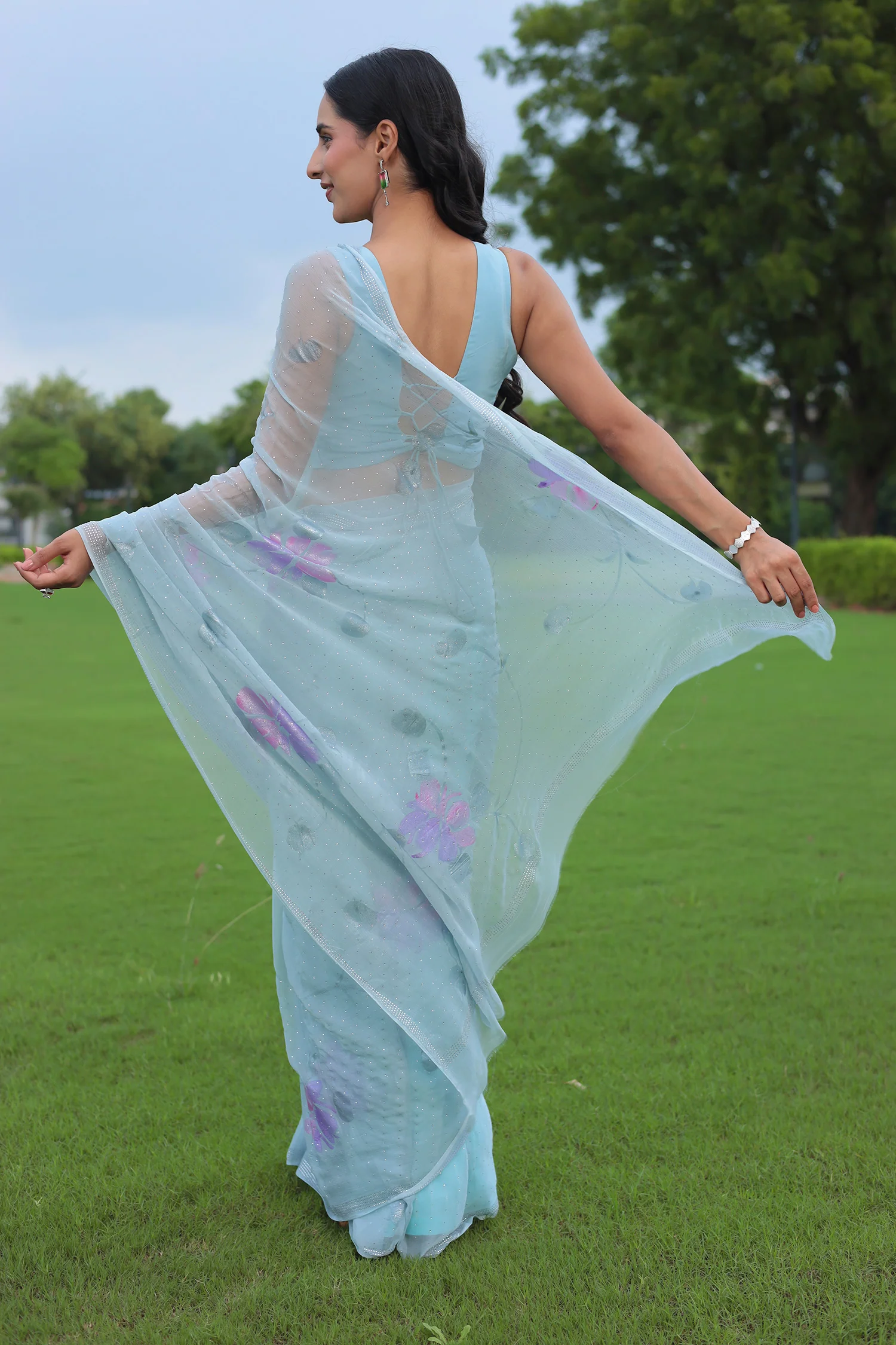 Chiffon Saree with Swarovski Embellishment and Foil Print - Image 5