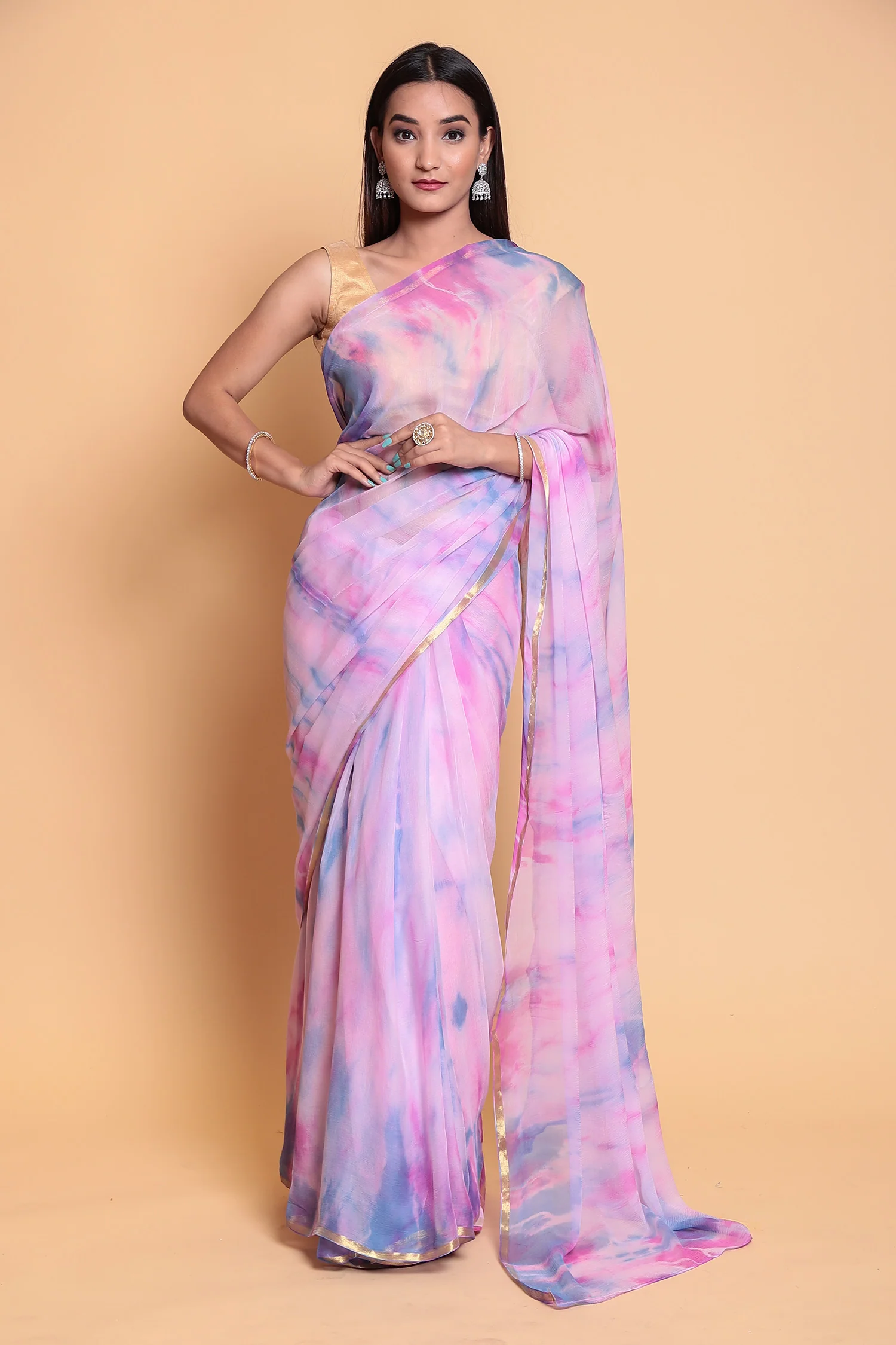 Tie & Dye Chiffon Saree with Zari Border. - Image 6