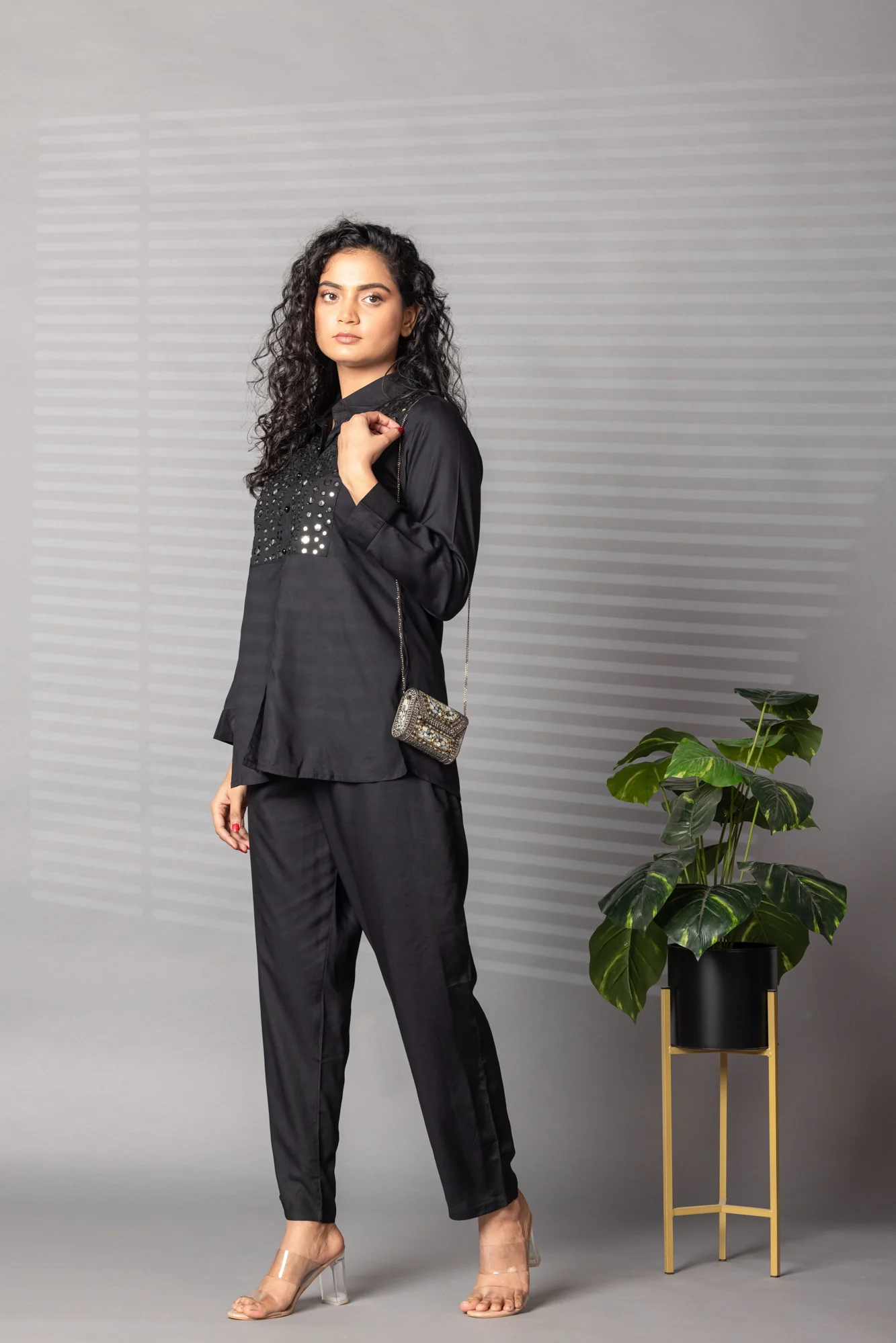Cotton Casual Co Ord Set (2 Pc) with Mirror and Thread work - Image 4