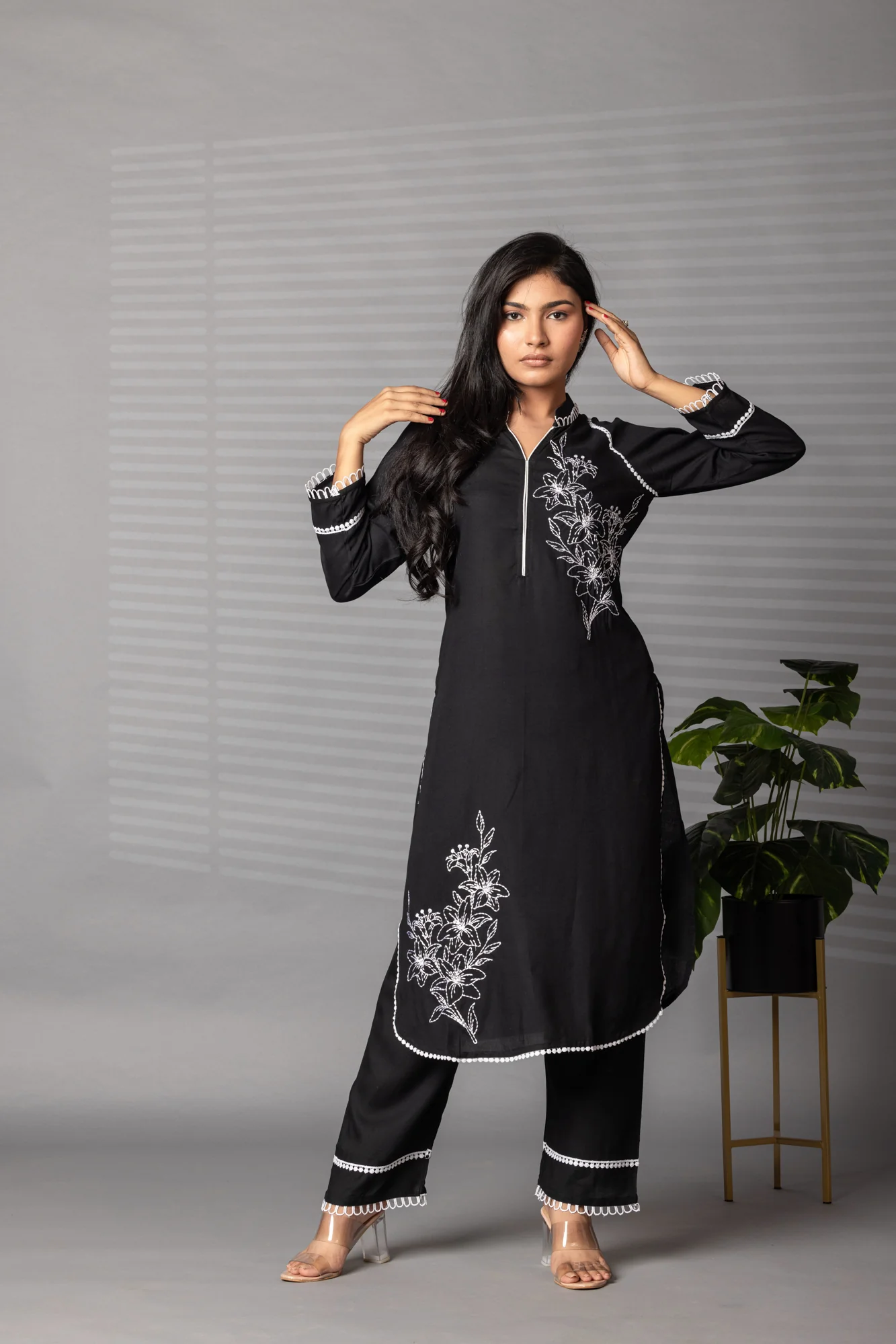 Cotton Kurta with Thread work. - Image 3