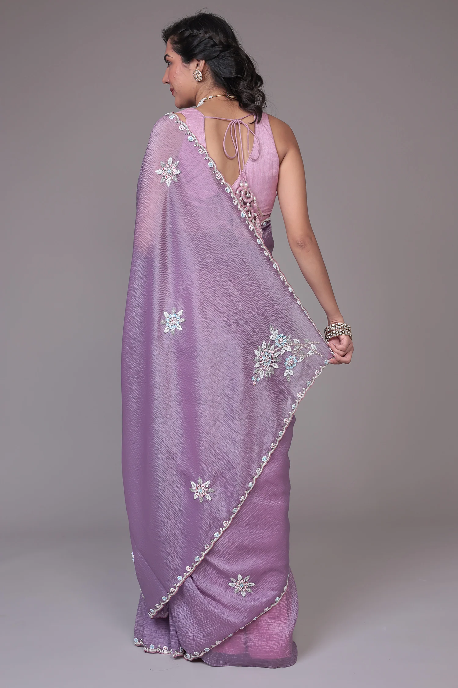 Crushed Tissue Saree with Embellished work - Image 6