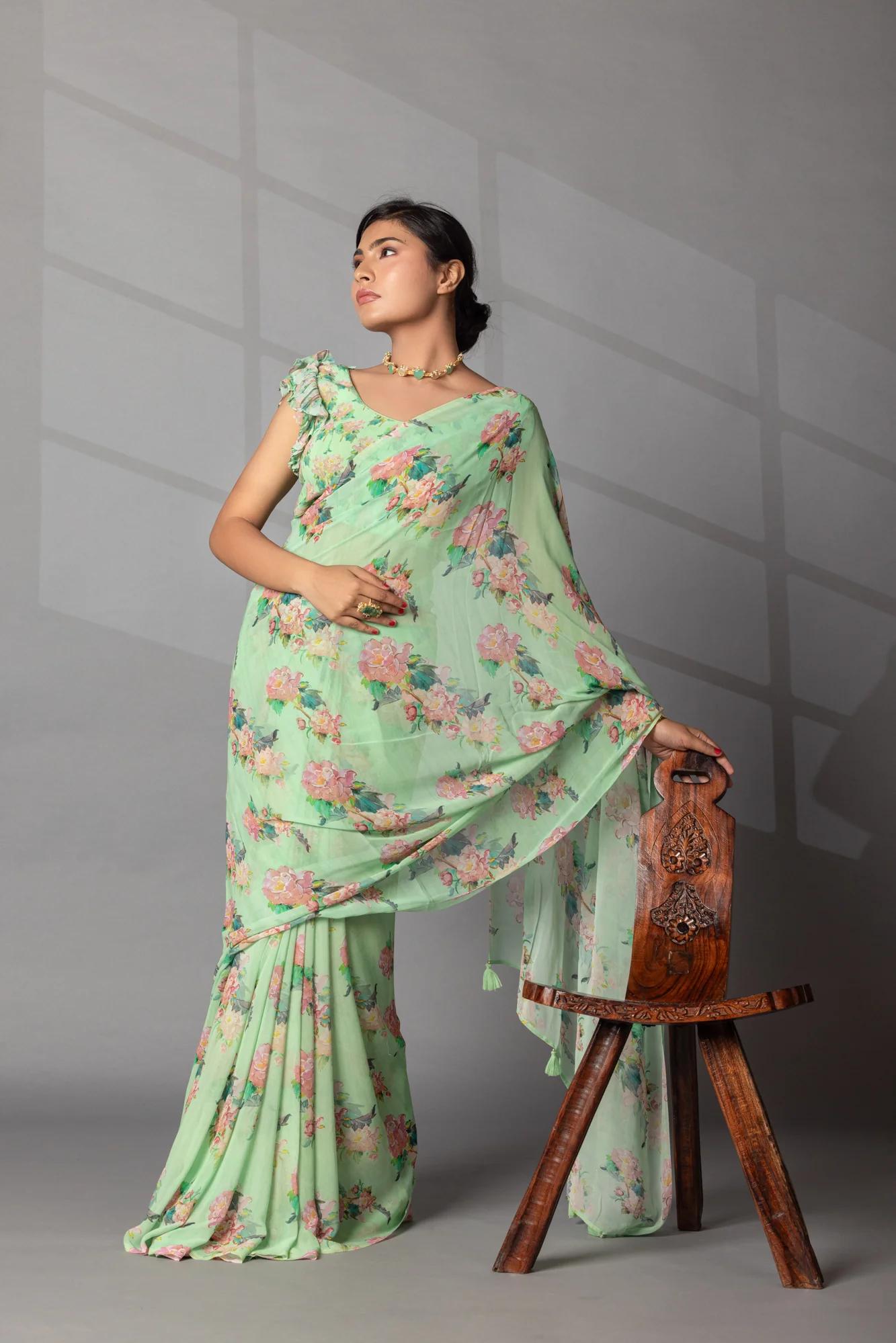 Digital Floral Print Georgette Saree - Image 6