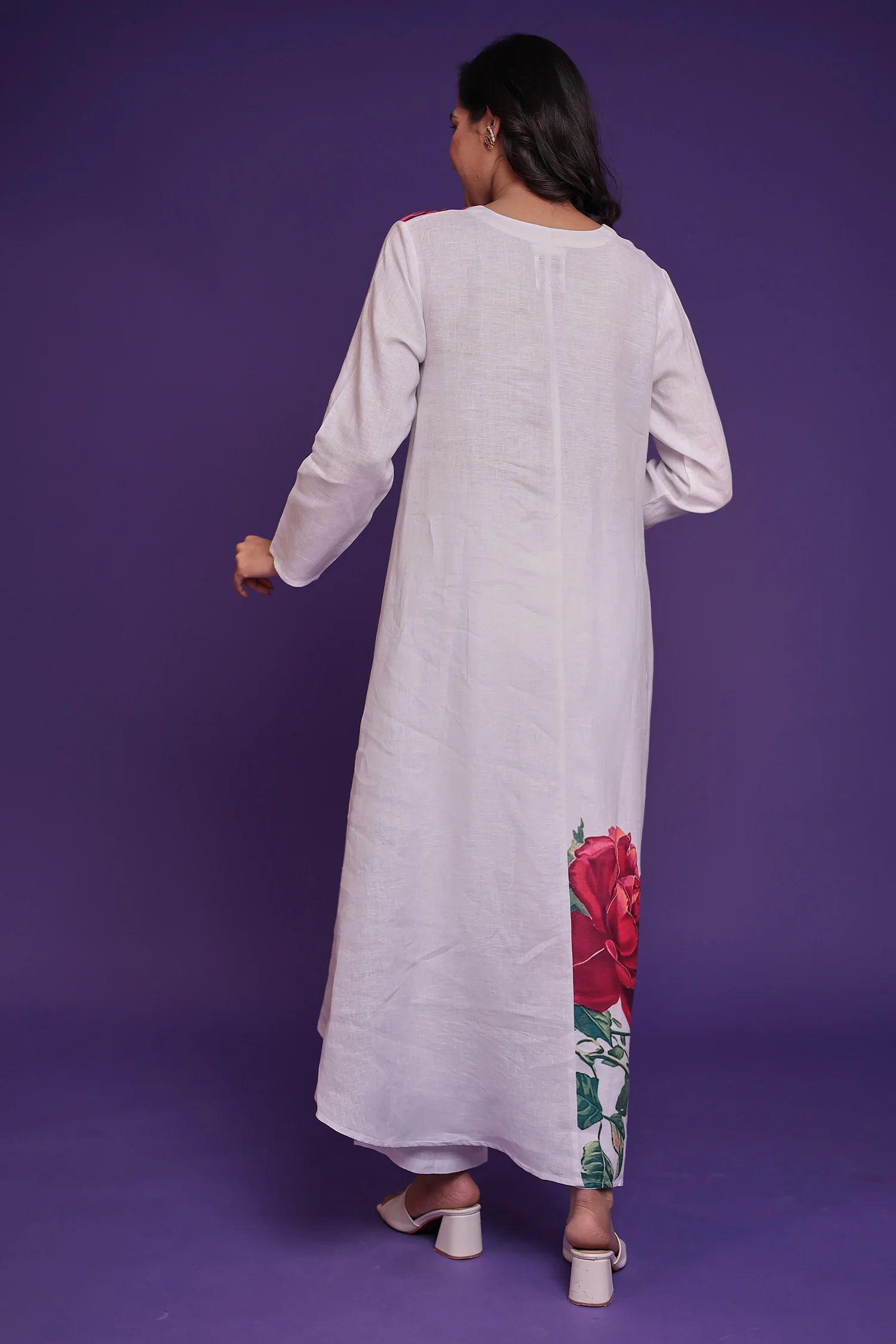 Floral Print Pure Linen Kurta Set with Asymmterical cut - Image 8