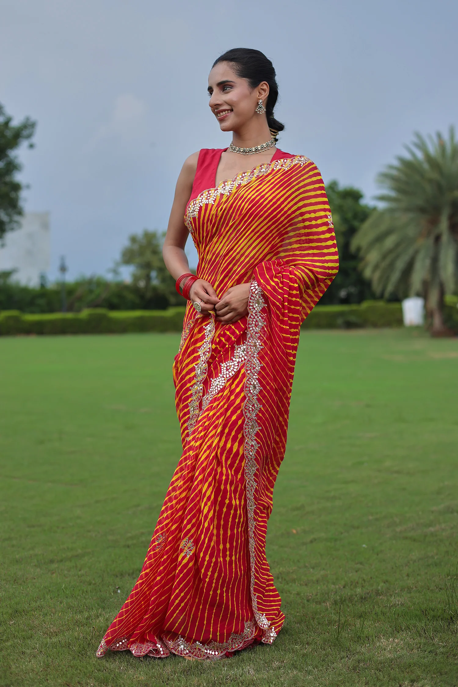 Leheriya Georgette Saree with Aari and Gota Patti work - Image 5