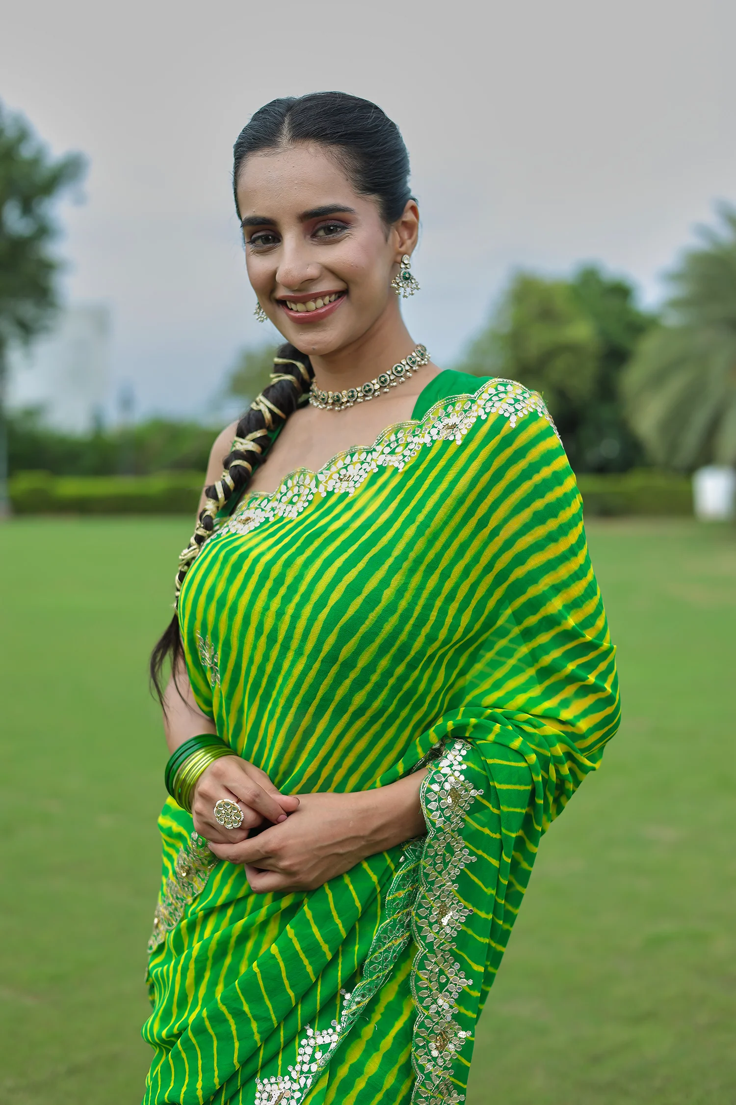 Leheriya Georgette Saree with Aari and Gota Patti work - Image 9