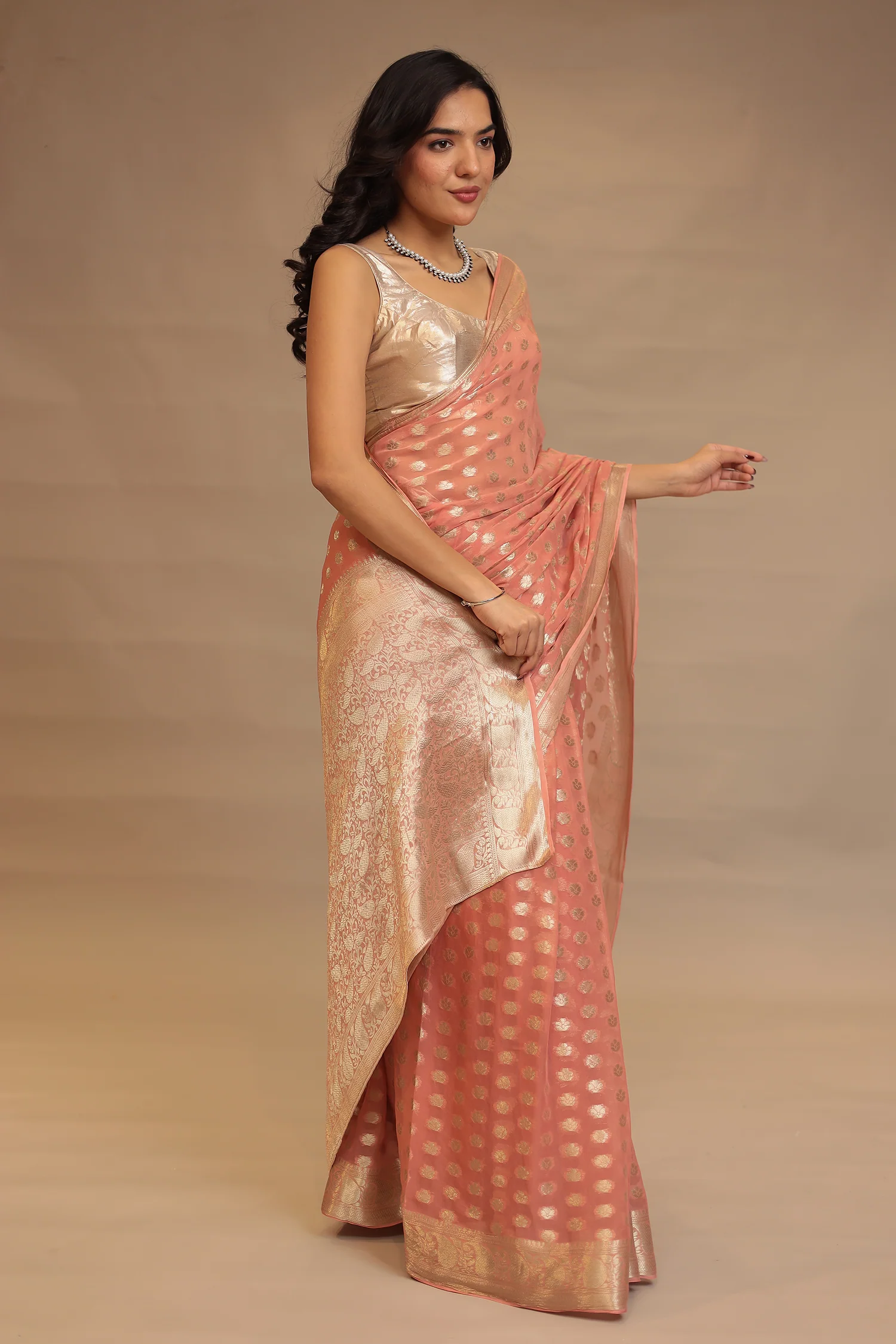 Weaving Banarasi Chiffon Saree - Image 10