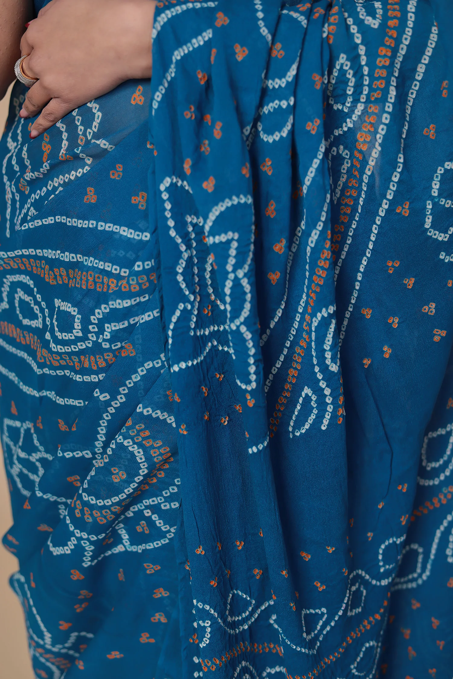 Timeless Bandhej Georgette Saree - Image 11