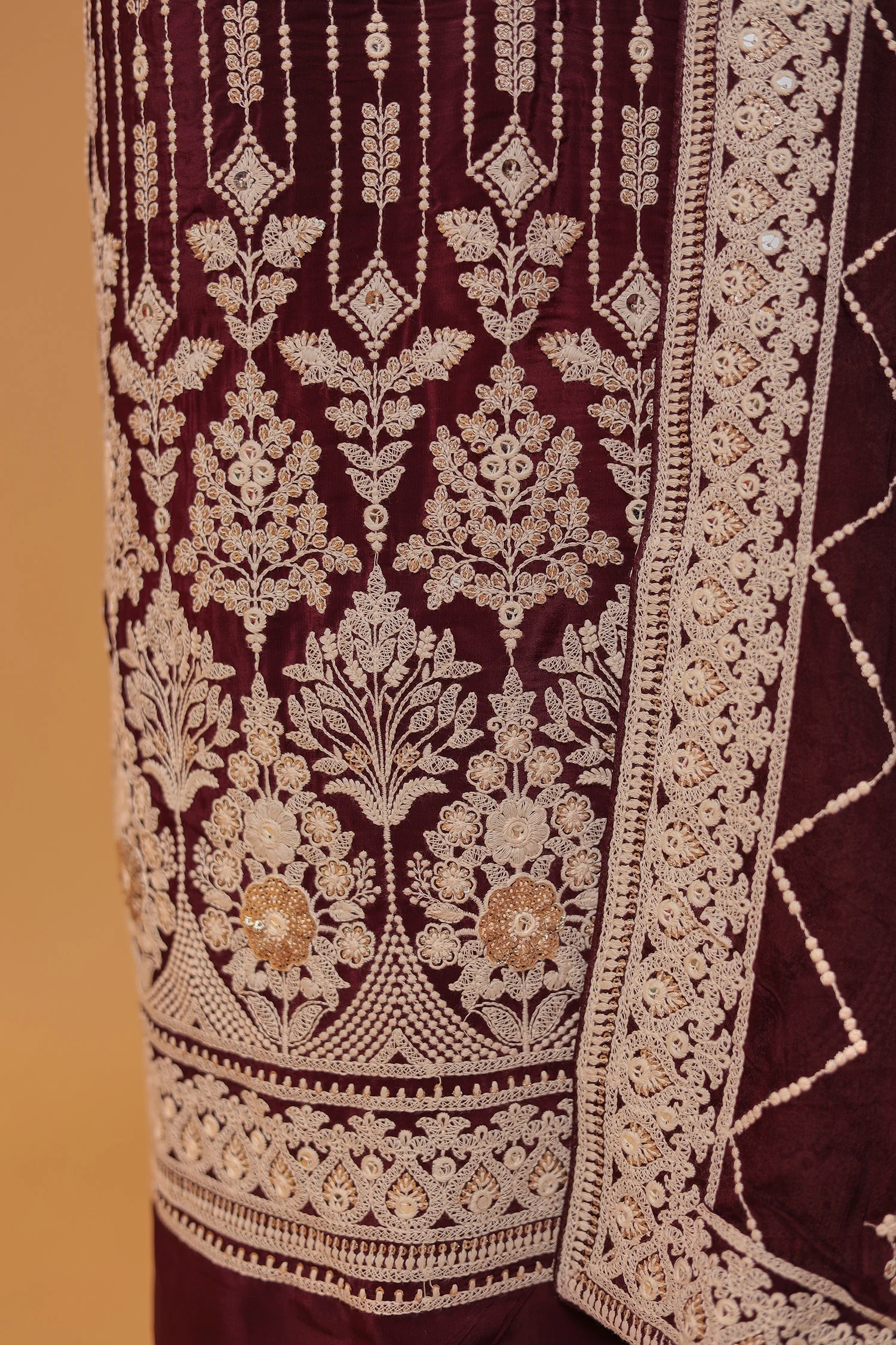 Georgette Unstitched Suit with Thread work - Image 9