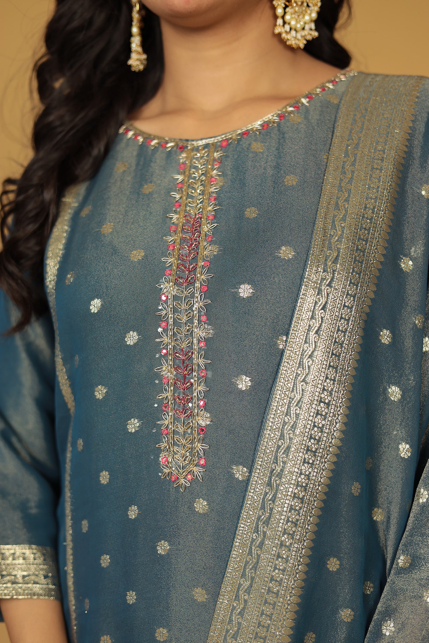 Banarasi Shimmer Tissue Kurta Set with Mirror and Zardozi work - Image 4