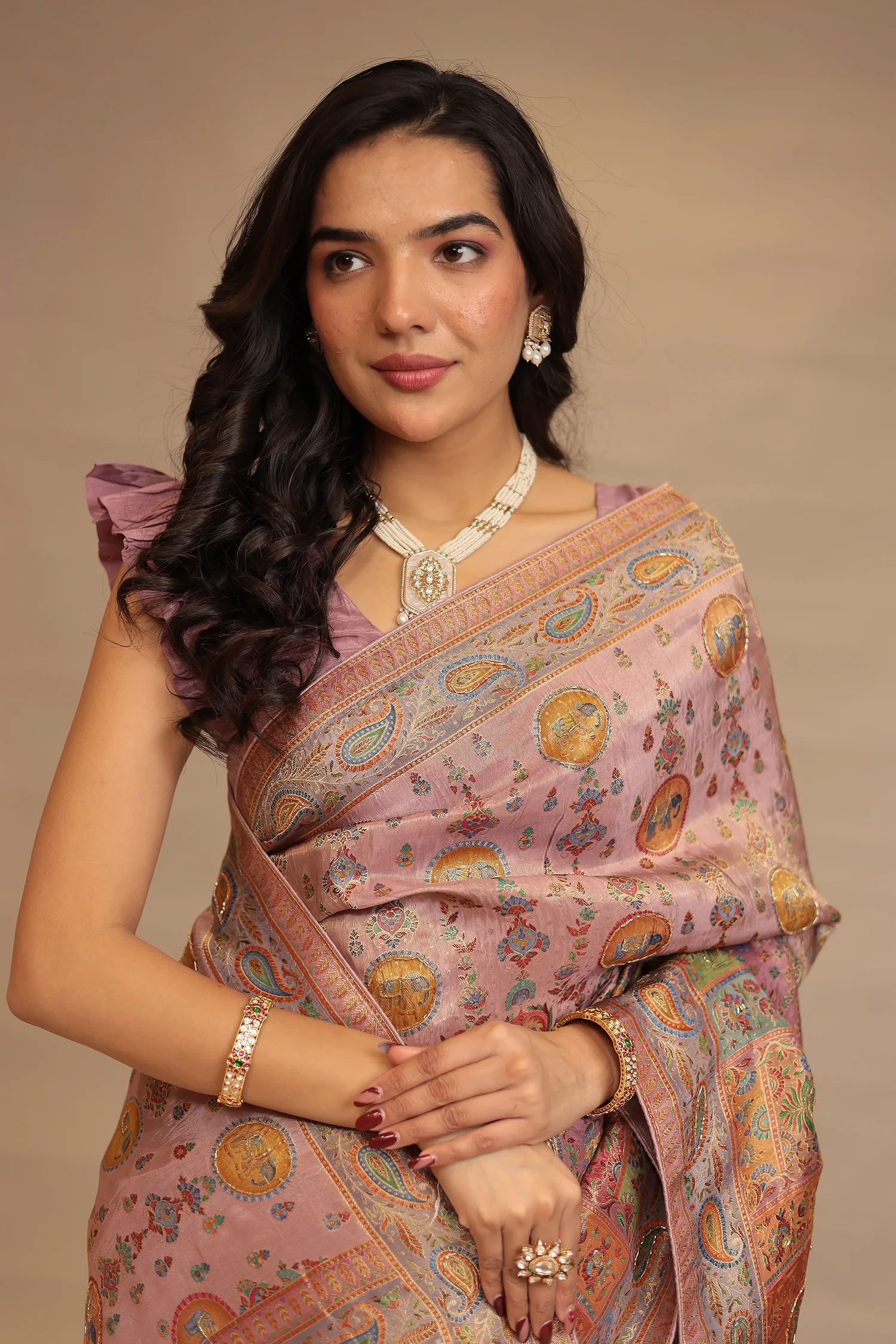 Handloom silk Saree with Cutdana, Mirror work - Image 9