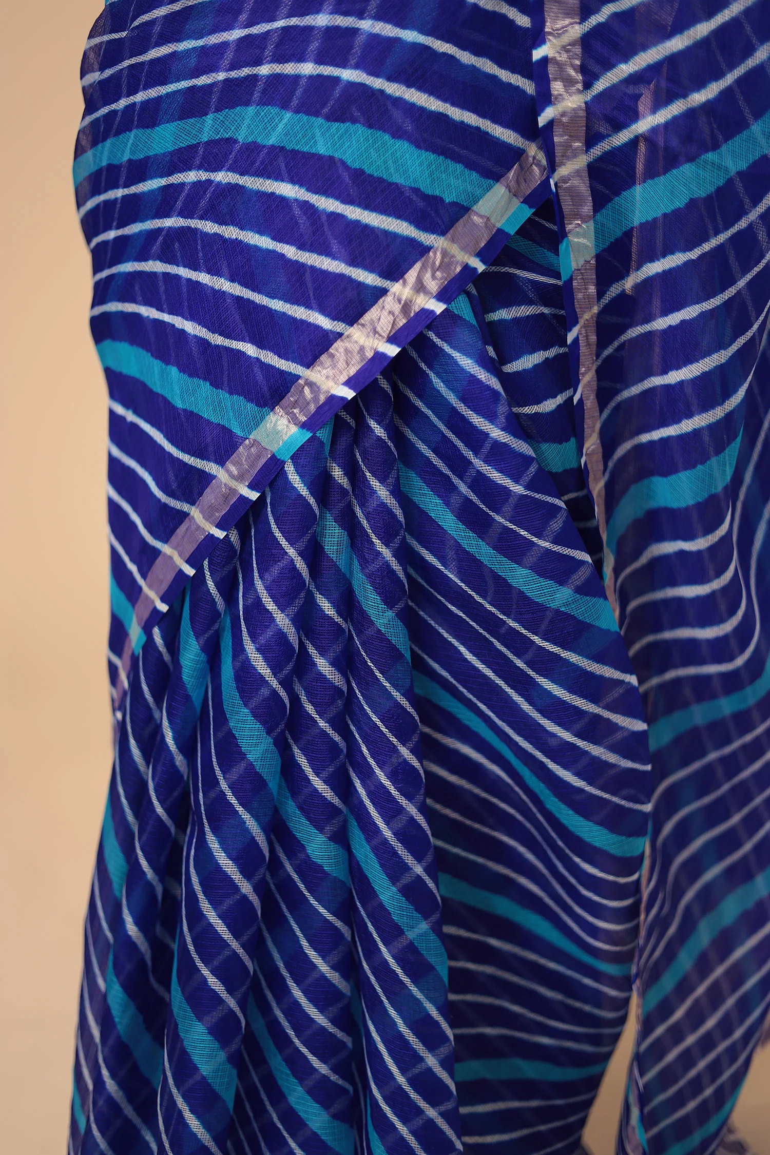Kota Doria Silk Leheriya Saree - Image 5