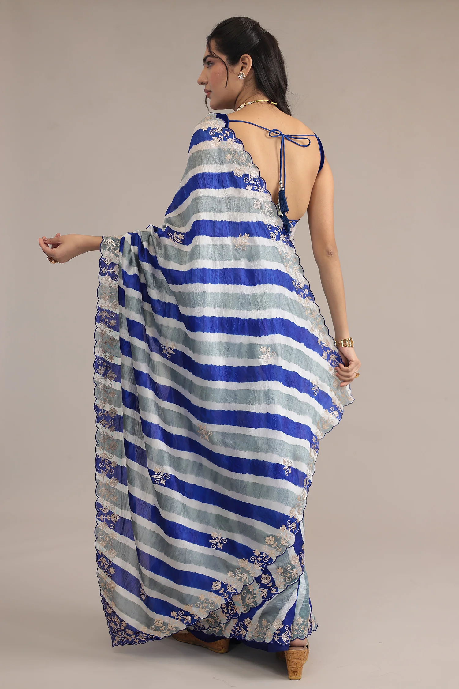 Leheriya Tussar Silk Saree with Aari work - Image 13