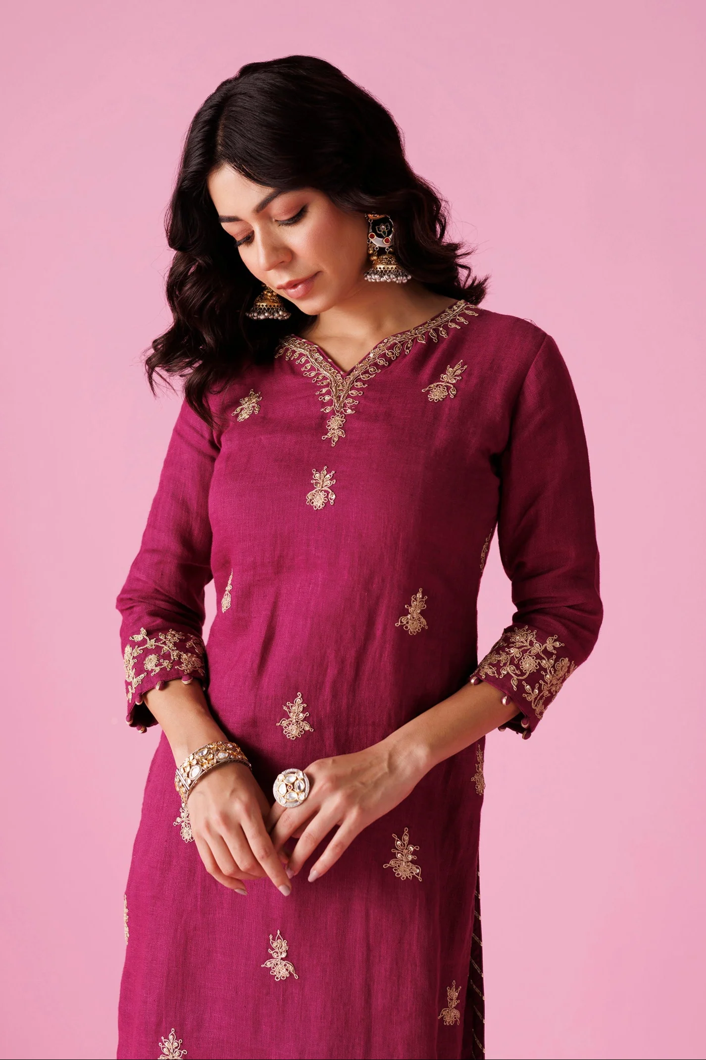Linen Suit with Dori, Sequins and Zardozi work - Image 6