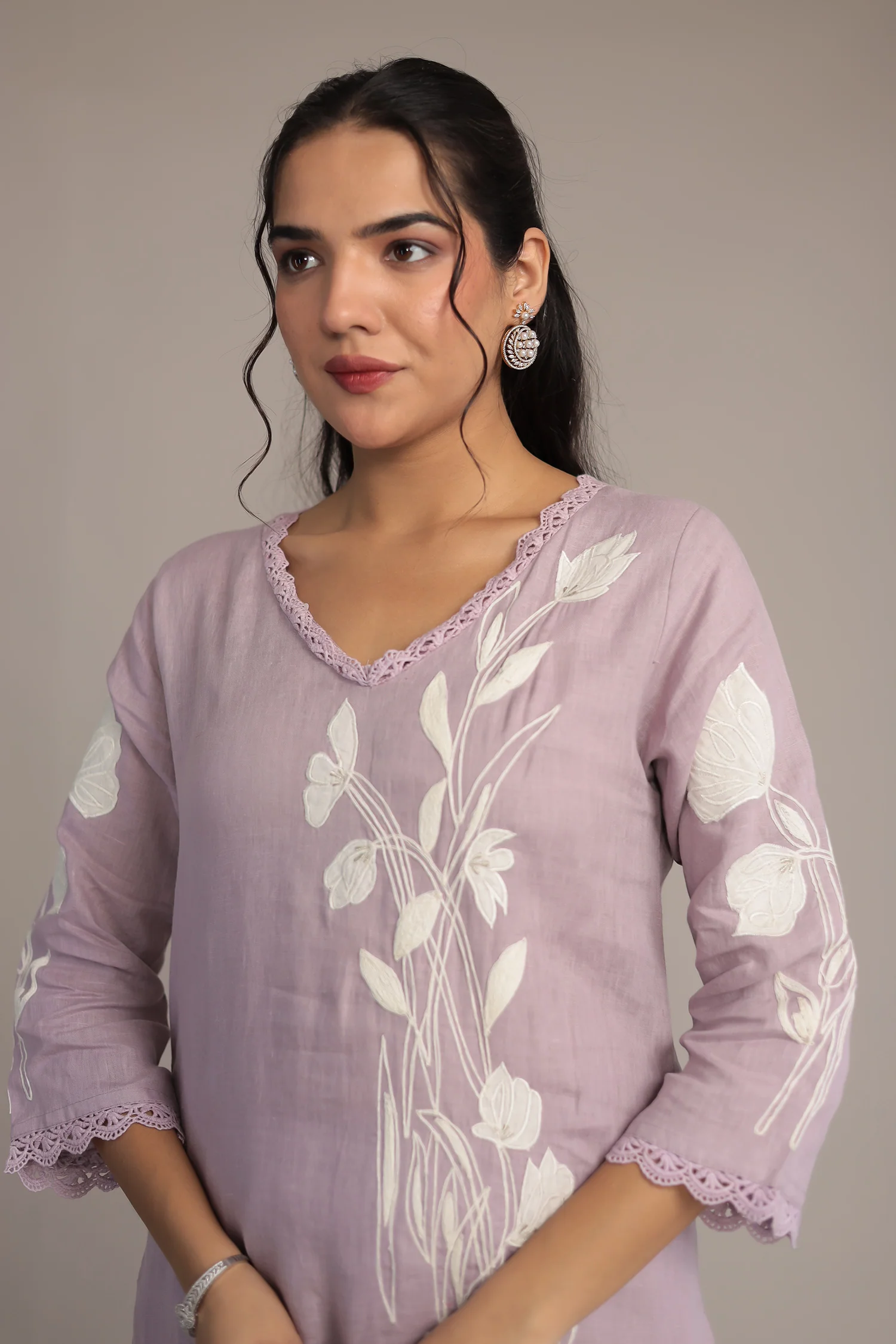 Linen Suit Stitched Detailed with Thread work - Image 2