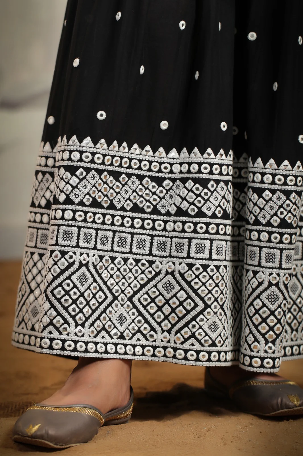 Muslin Casual Palazzo Suit with Mirror and Thread work. - Image 3