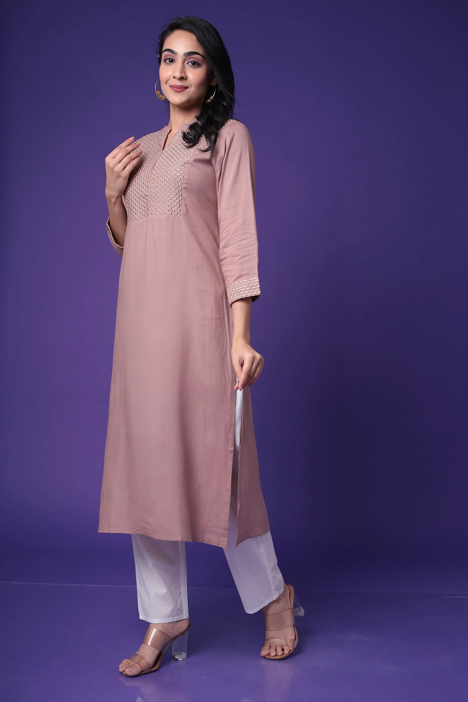 Embroidered Muslin Kurta with Sequins work - Image 6