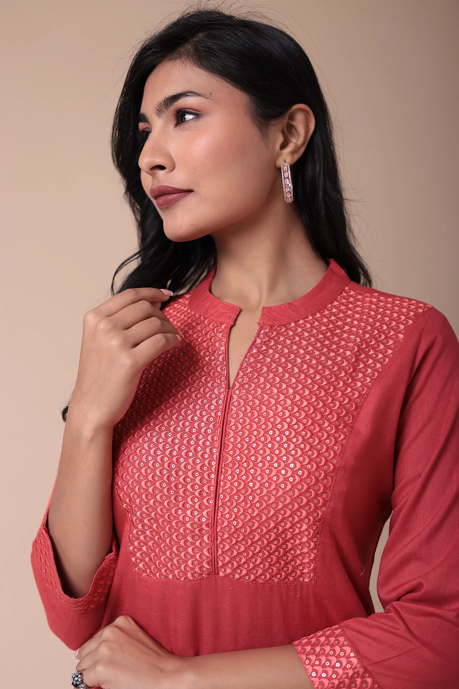 Embroidered Muslin Kurta with Sequins work - Image 9
