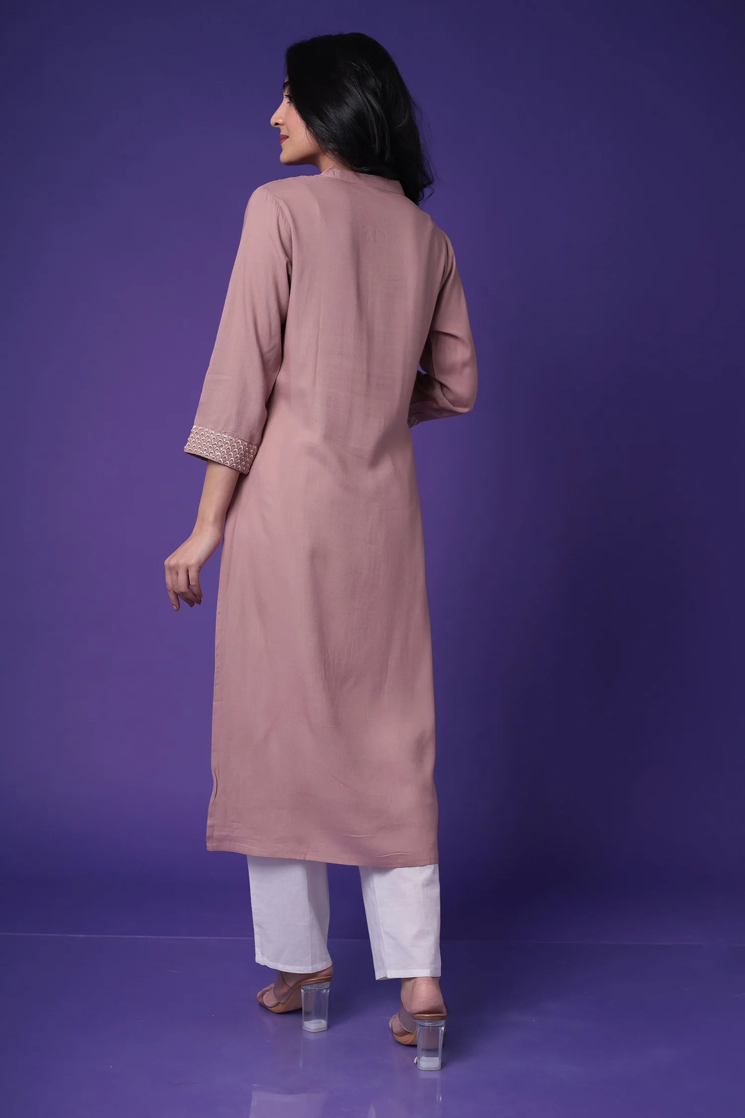 Embroidered Muslin Kurta with Sequins work - Image 12