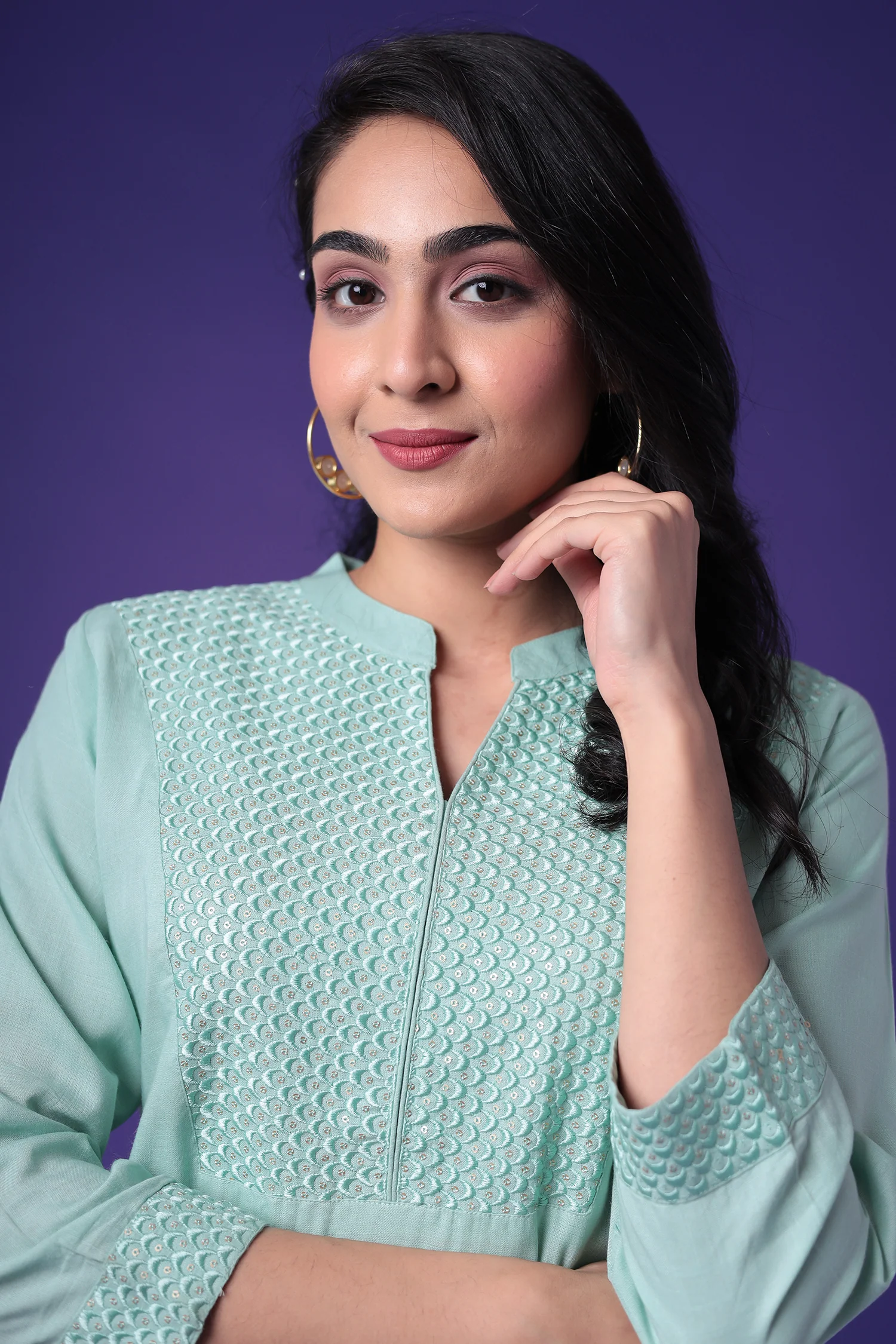 Embroidered Muslin Kurta with Sequins work - Image 15