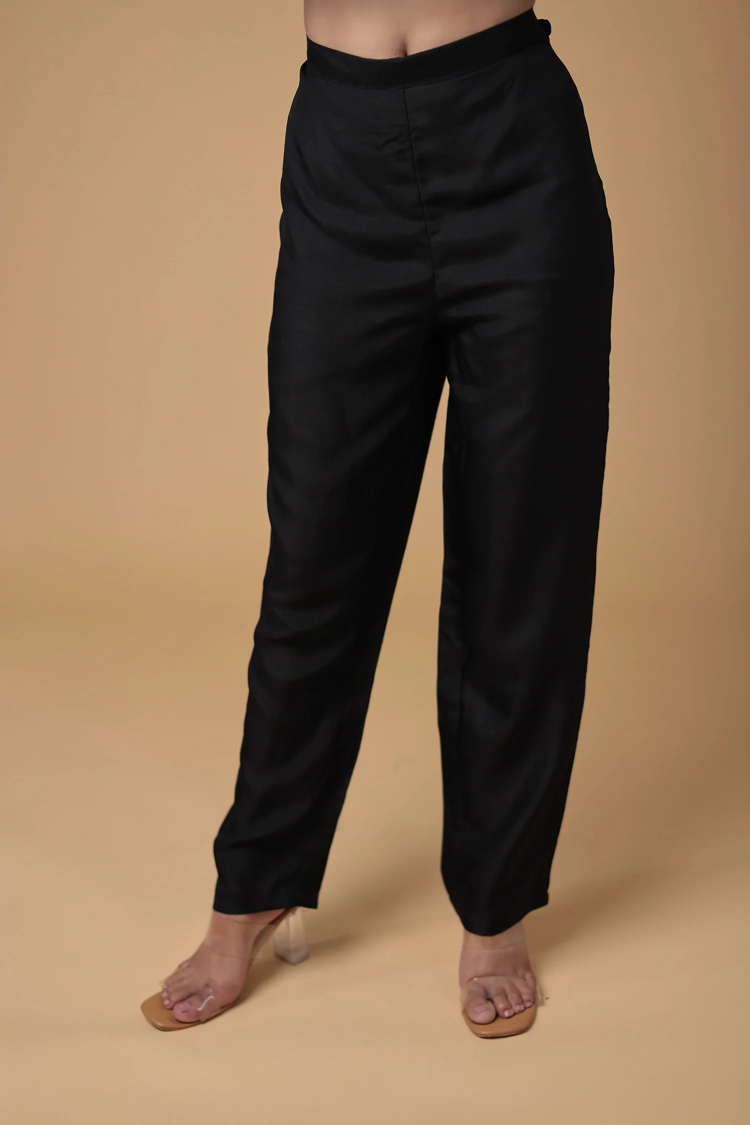 Handloom Organza Suit with Gota Patti,Thread and Zardozi, Handloom work - Image 7
