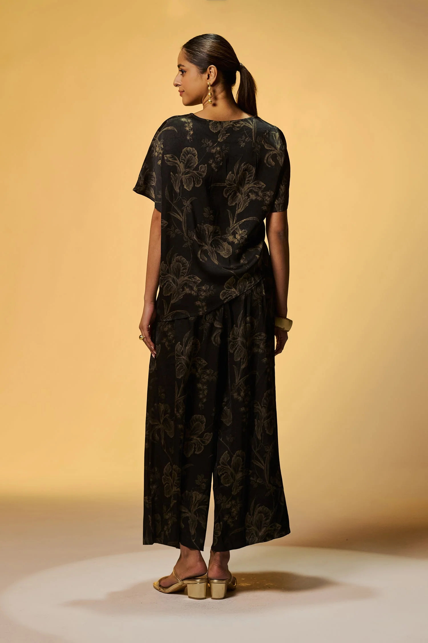 Party Wear Black Silk Co Ords Set With Flower Of Dull Gold Foil - Image 6