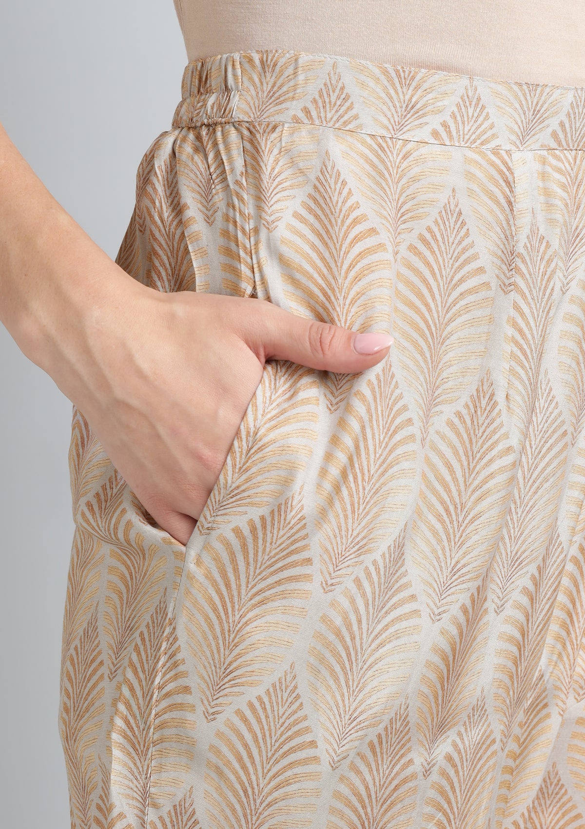 Printed Silk Blend Co Ord Set with Thread work. - Image 6