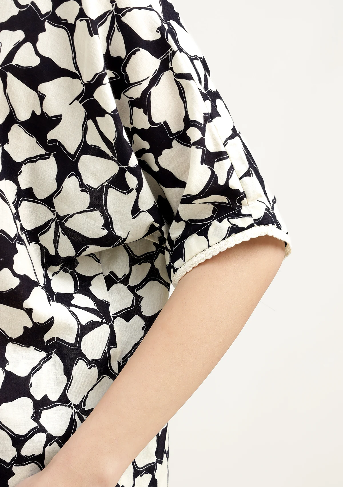 Printed Pure Cotton Co Ords Set with Embroidered lace on neck work - Image 5