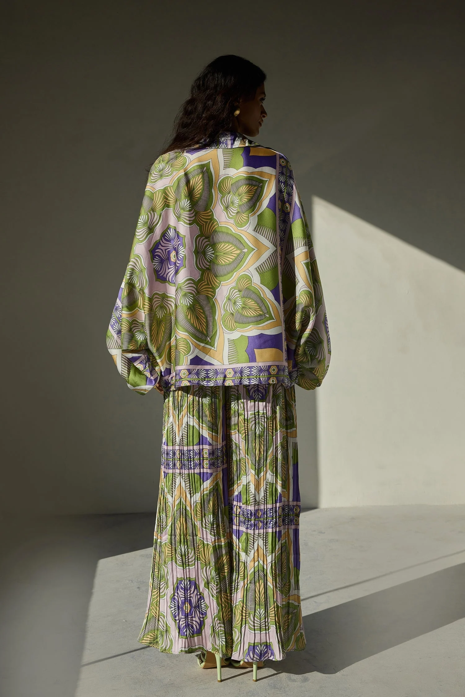 Purple Green Abastract Print Satin Co Ords Set With Pleated Pant - Image 5