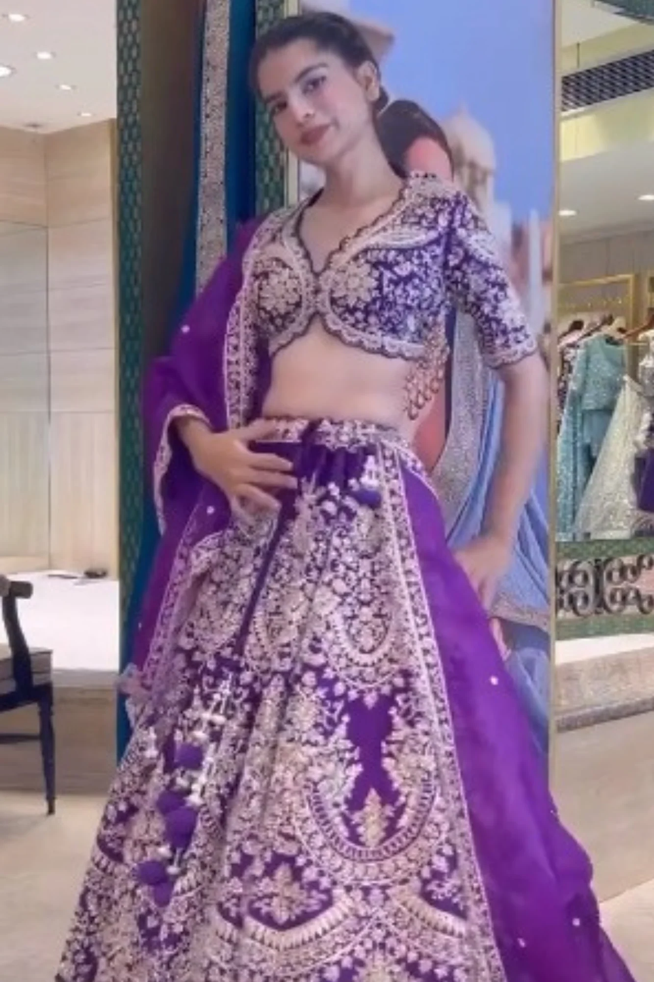 Exquisite Raw Silk Lehenga with Zardozi and Embroidered work - Image 3