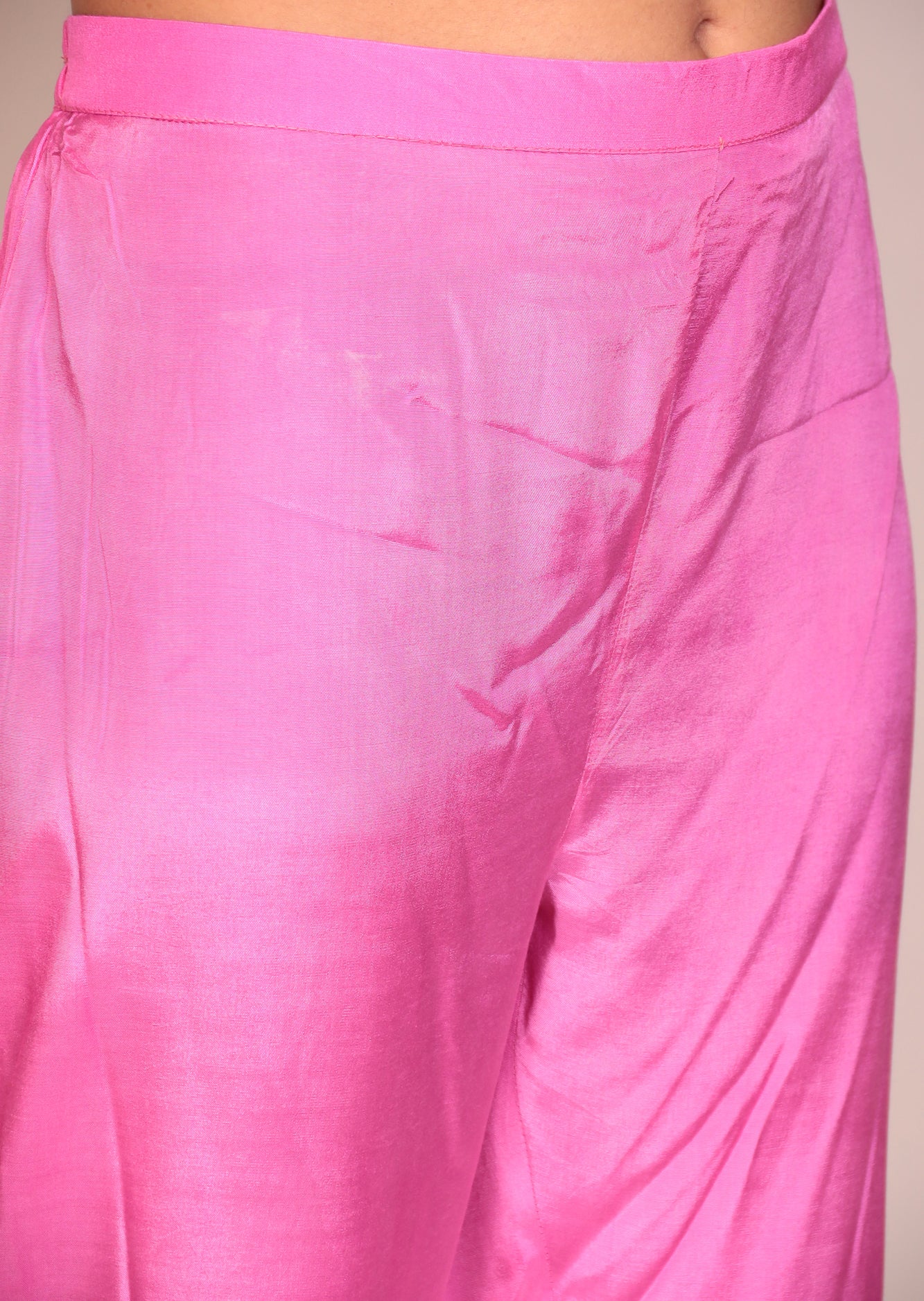 Tie & Dye Silk Kaftan (2Pcs) with Gota Patti and Thread Work. - Image 5