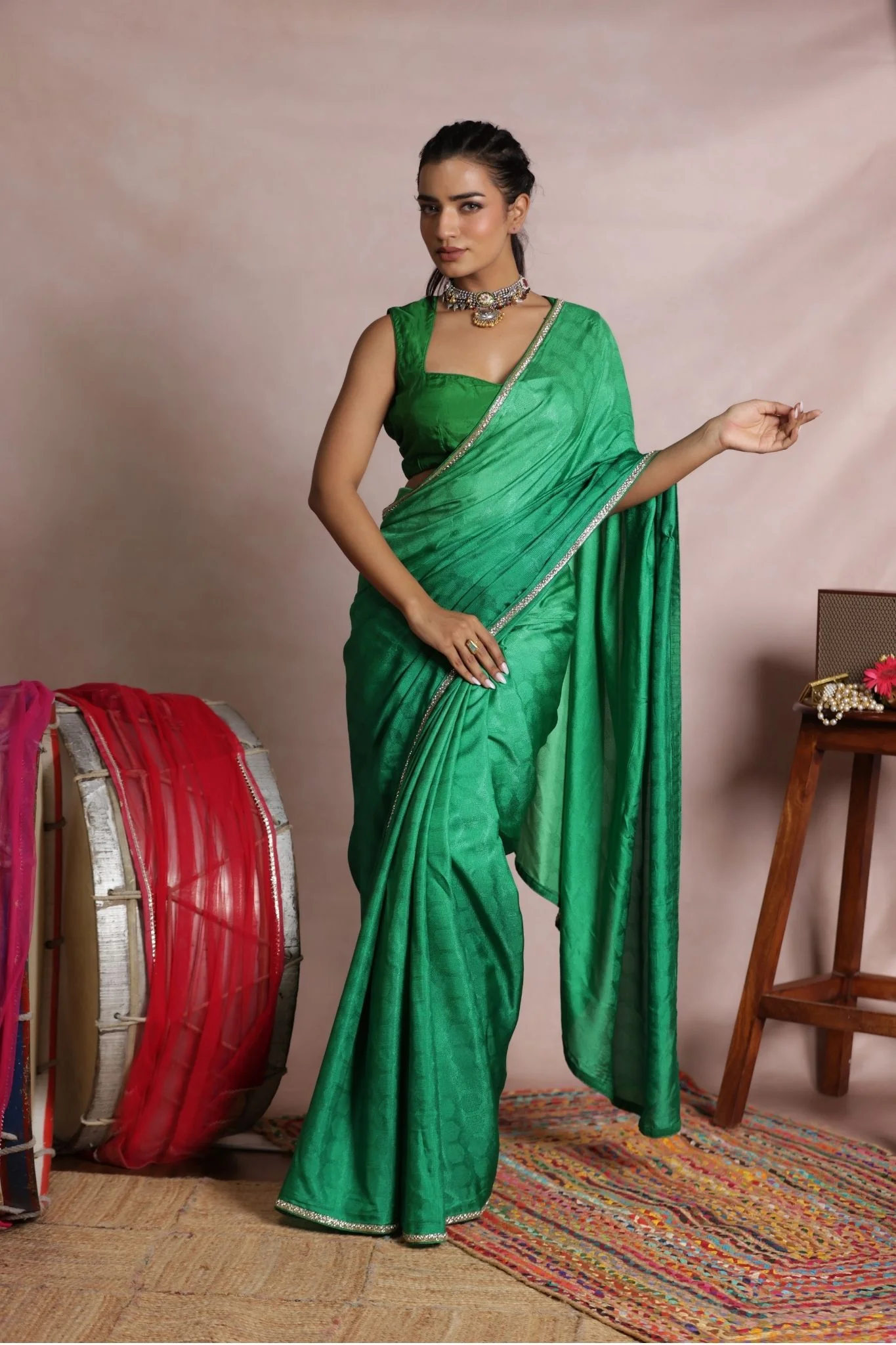 Silk Saree Embellished with Intricate Border Detailing - Image 3