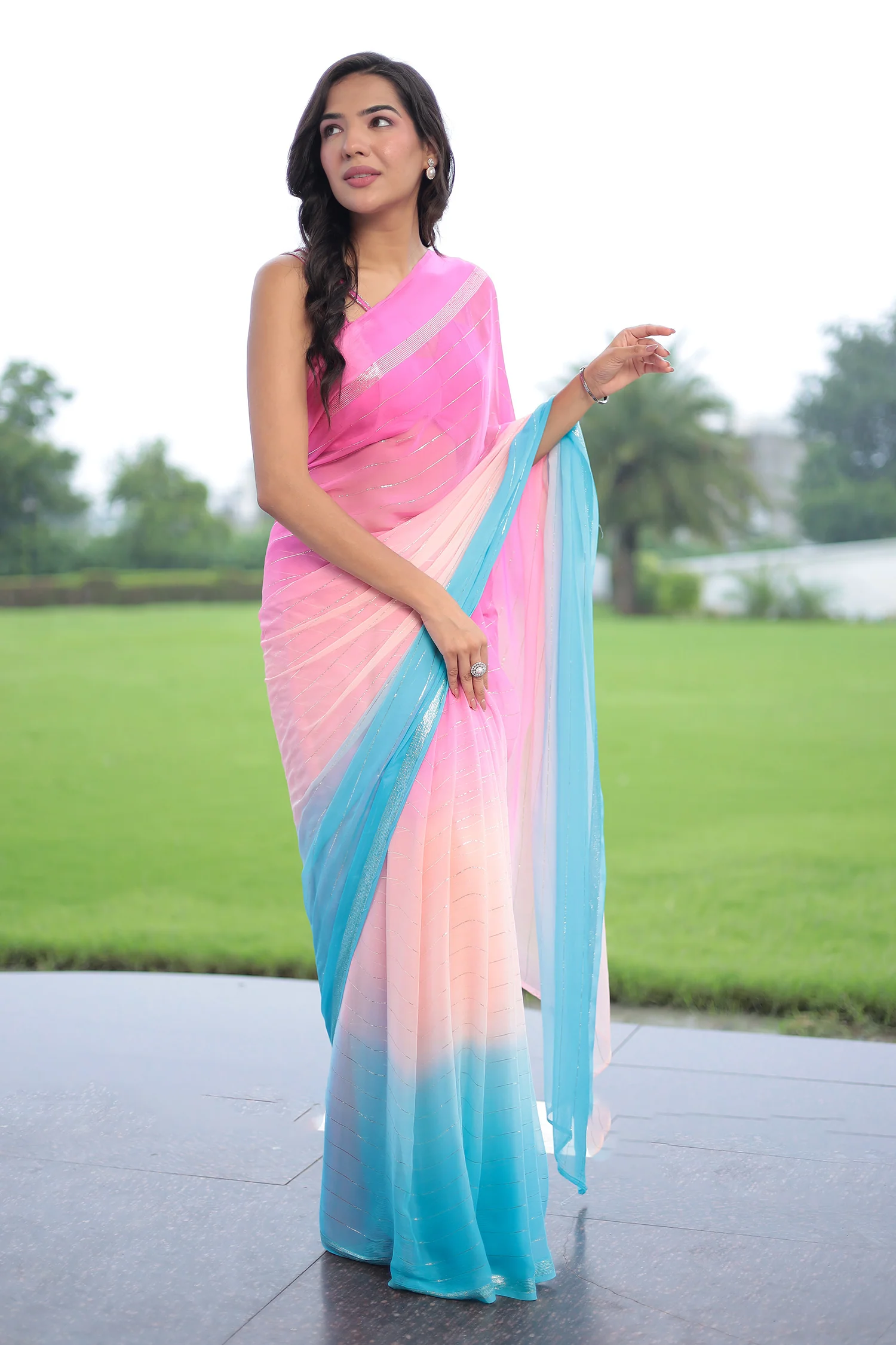 Ombre Chiffon Saree with Lurex work - Image 3