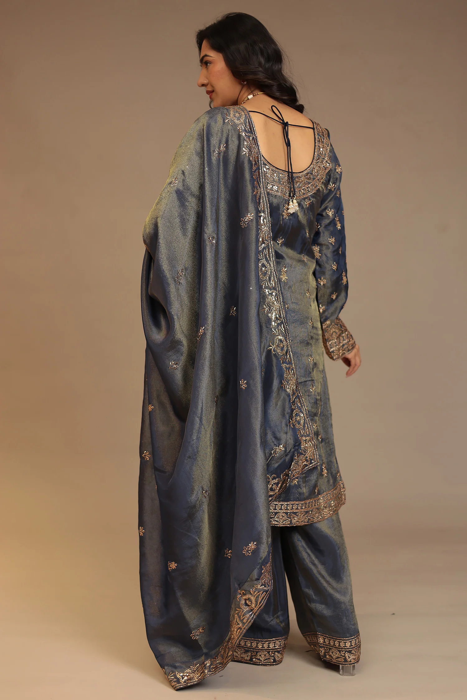 Tissue shimmer silk Suit with Aari, Cutdana, Mirror, Sequins, Thread work. - Image 6